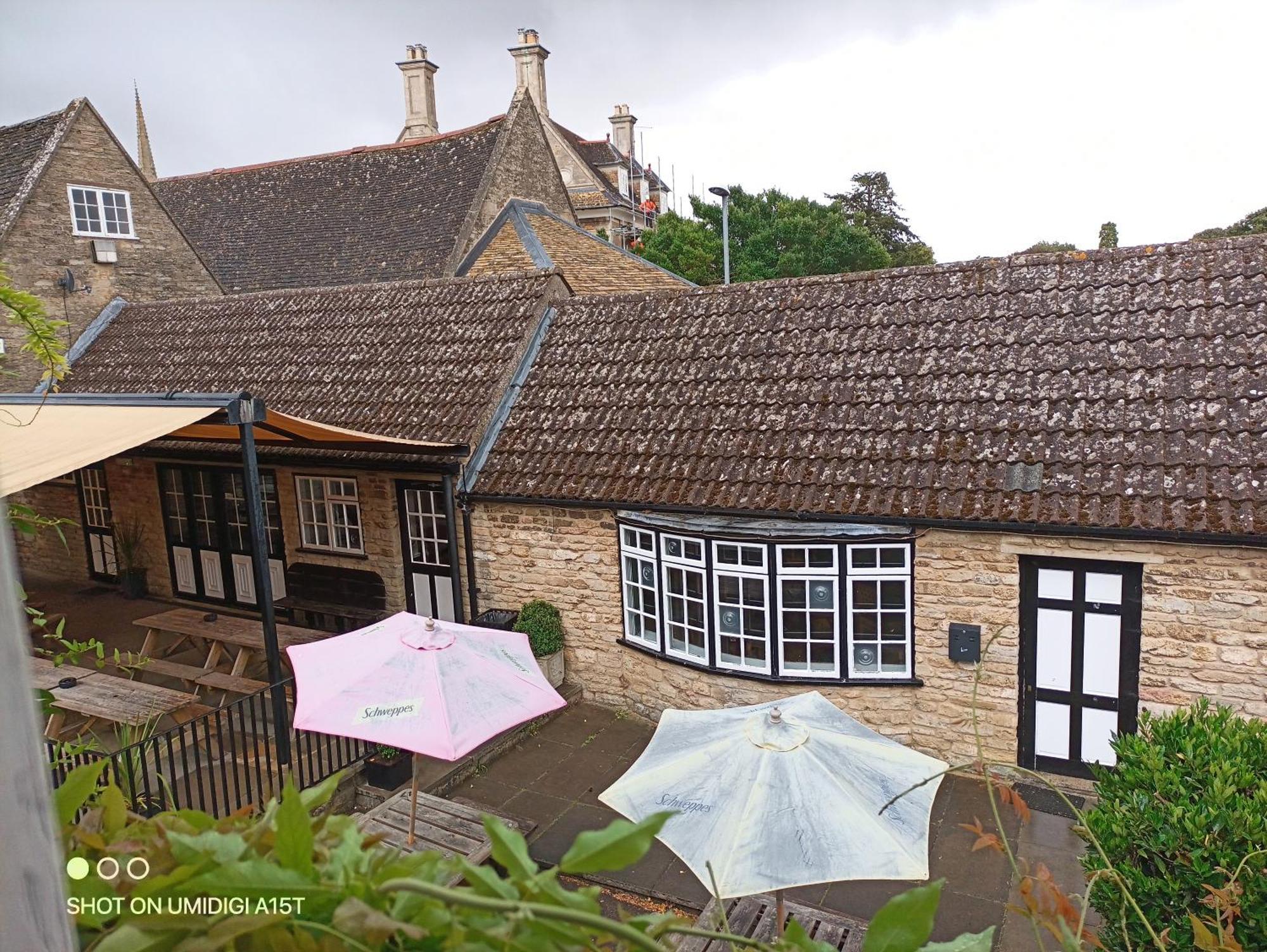 The Ship Inn Oundle Exterior photo